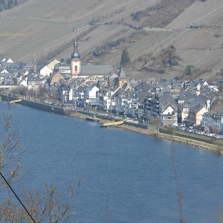 Ferienwohnung "Off Born" Familie Bremm Zell an der Mosel Exterior photo